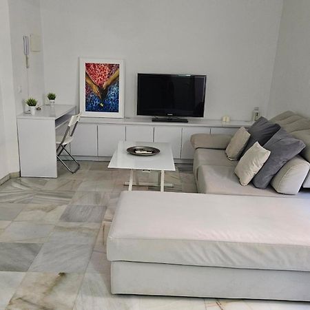 Wish Suite Feria De Sevilla ภายนอก รูปภาพ